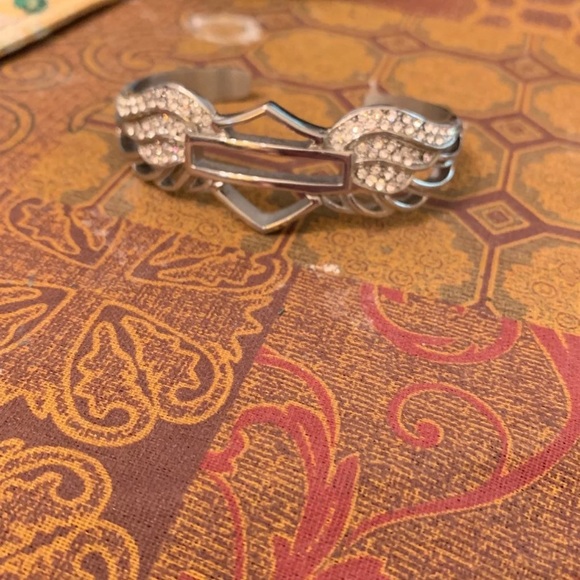 Limited! 🔥Harley Wing Bracelet - Picture 8 of 8